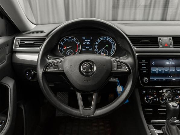 Skoda Superb III с пробегом 2018 года, цена 2 195 000 рублей, 99536 км, лифтбек, Автокод Объявления
