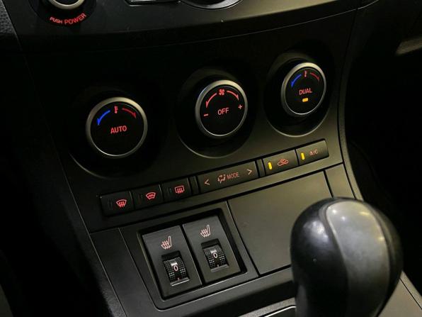 Mazda 3 II (BL) Рестайлинг с пробегом 2011 года, цена 755 000 рублей, 265022 км, седан, Автокод Объявления