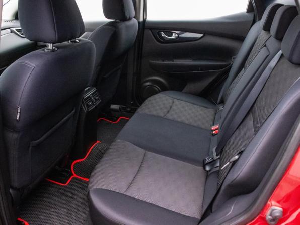 Nissan Qashqai II с пробегом 2015 года, цена 1 548 000 рублей, 66229 км, внедорожник, Автокод Объявления