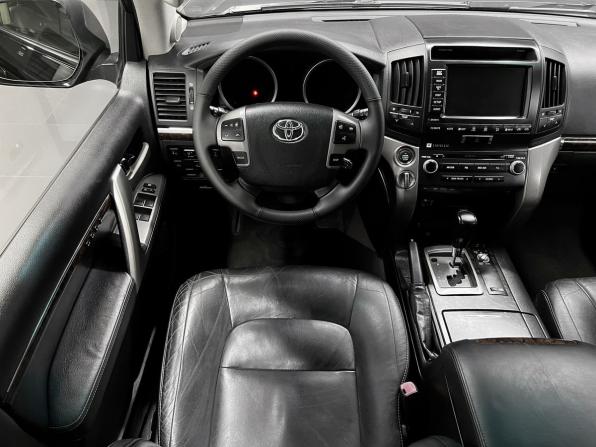 Toyota Land Cruiser 200 Series с пробегом 2011 года, цена 3 145 000 рублей, 177041 км, внедорожник, Автокод Объявления