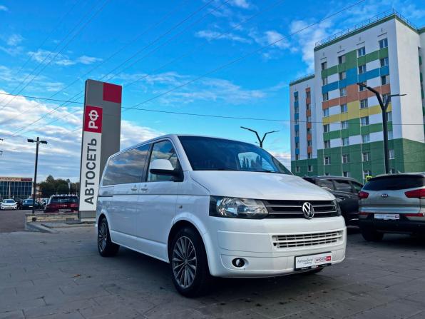 Volkswagen Transporter T5 Рестайлинг с пробегом 2010 года, цена 1 525 000 рублей, 333000 км, минивэн, Автокод Объявления