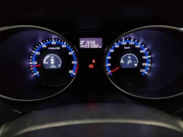 Hyundai ix35 I Рестайлинг с пробегом 2013 года, цена 1 100 000 рублей, 231081 км, внедорожник, Автокод Объявления