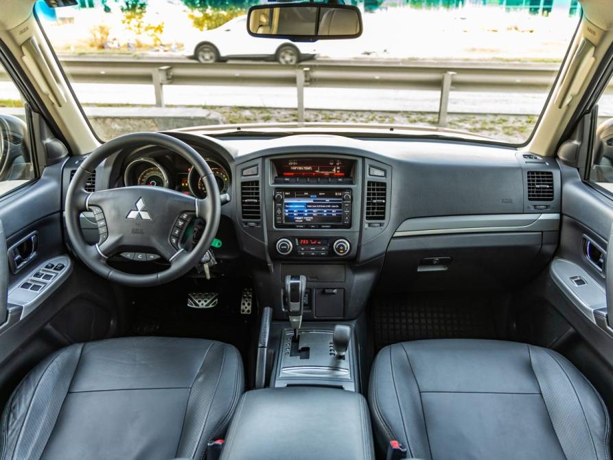 Mitsubishi Pajero IV Рестайлинг 1 Волгоград  - изображение 13