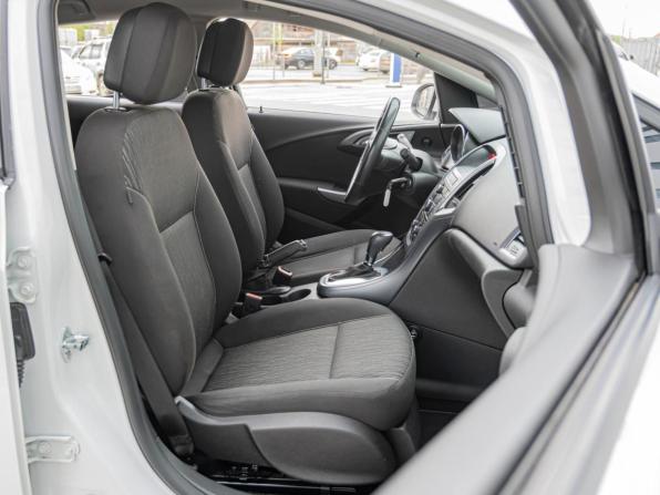 Opel Astra J Рестайлинг с пробегом 2012 года, цена 859 071 рубль, 159208 км, хэтчбек, Автокод Объявления