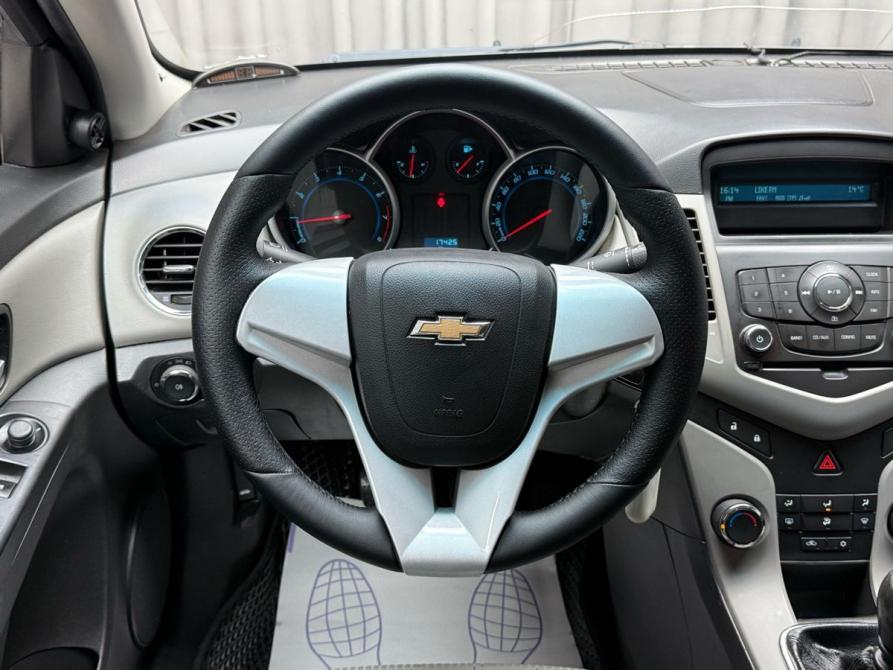 Chevrolet Cruze I Ижевск  - изображение 17