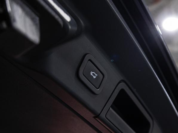 Land Rover Range Rover Velar I с пробегом 2021 года, цена 4 699 000 рублей, 87333 км, внедорожник, Автокод Объявления