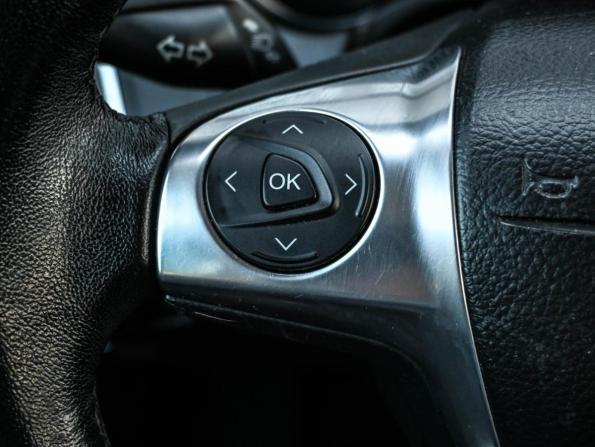 Ford Focus III с пробегом 2013 года, цена 834 000 рублей, 154355 км, хэтчбек, Автокод Объявления