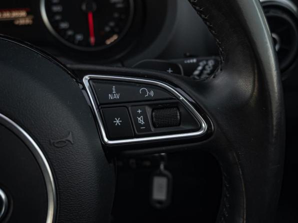 Audi A3 III (8V) с пробегом 2015 года, цена 1 770 000 рублей, 72316 км, хэтчбек, Автокод Объявления