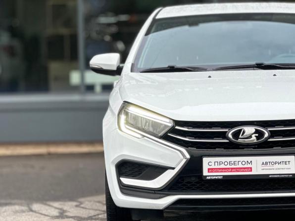 Lada (ВАЗ) Vesta I Рестайлинг (NG) с пробегом 2024 года, цена 1 399 000 рублей, 26773 км, седан, Автокод Объявления