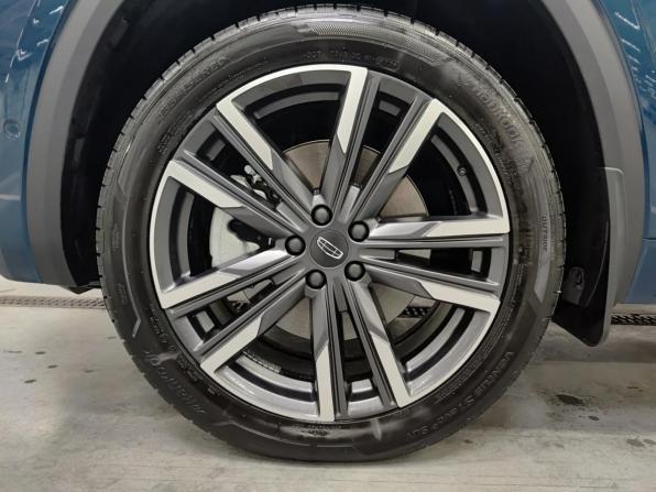 Geely Monjaro I с пробегом 2024 года, цена 3 550 000 рублей, 22703 км, внедорожник, Автокод Объявления