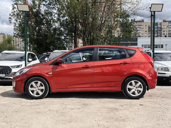 Hyundai Solaris I с пробегом 2012 года, цена 669 000 рублей, 138180 км, хэтчбек, Автокод Объявления