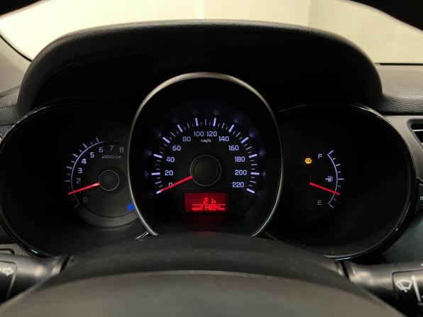 Kia Rio III с пробегом 2013 года, цена 519 000 рублей, 215000 км, хэтчбек, Автокод Объявления