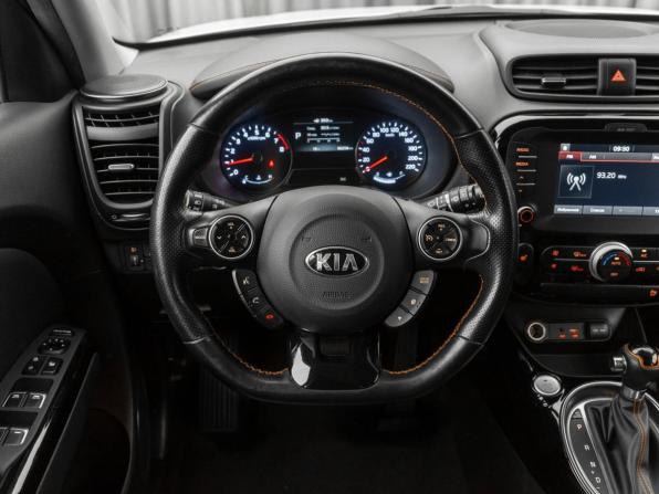 Kia Soul II Рестайлинг с пробегом 2018 года, цена 1 790 000 рублей, 66230 км, хэтчбек, Автокод Объявления
