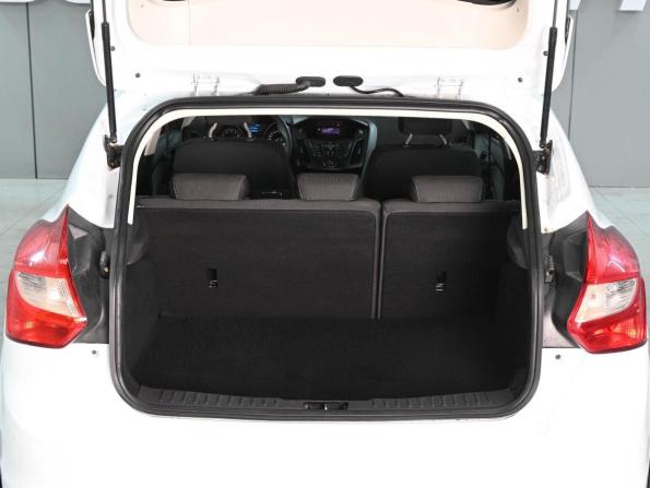 Ford Focus III с пробегом 2012 года, цена 879 000 рублей, 210165 км, хэтчбек, Автокод Объявления