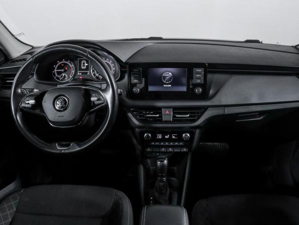 Skoda Rapid II с пробегом 2021 года, цена 1 635 000 рублей, 86148 км, лифтбек, Автокод Объявления