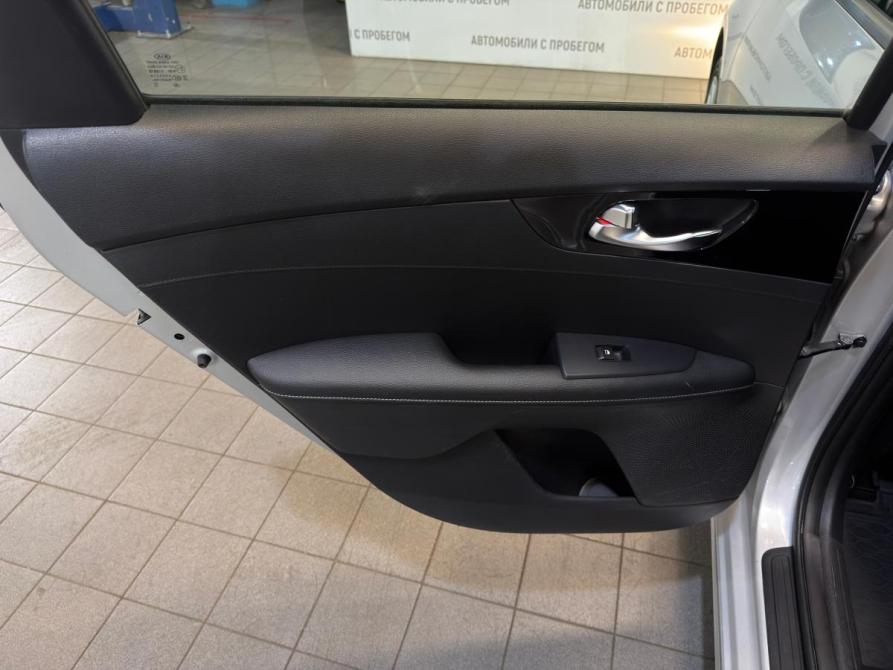 Kia Cerato IV Санкт-Петербург  - изображение 12