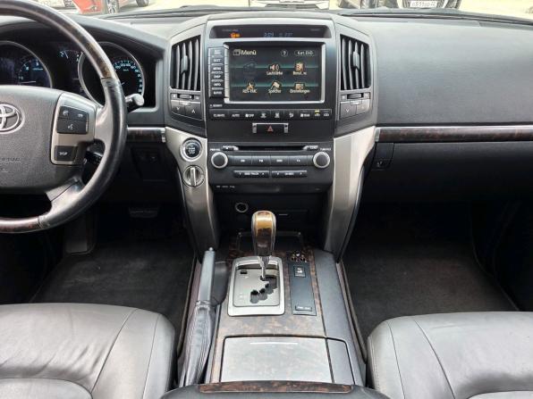 Toyota Land Cruiser 200 Series с пробегом 2009 года, цена 2 415 000 рублей, 203644 км, внедорожник, Автокод Объявления