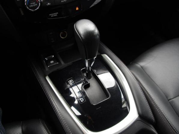 Nissan Qashqai II с пробегом 2018 года, цена 1 990 000 рублей, 106200 км, внедорожник, Автокод Объявления