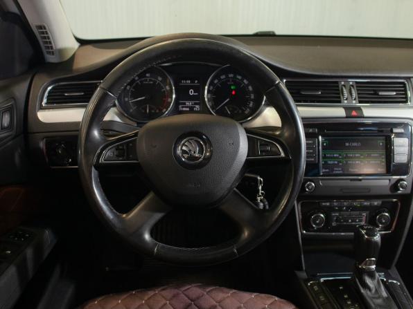 Skoda Superb II Рестайлинг с пробегом 2014 года, цена 1 085 000 рублей, 214866 км, лифтбек, Автокод Объявления