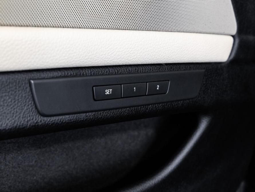 BMW 5 серии VI (F10/F11/F07) Рестайлинг Санкт-Петербург  - изображение 34