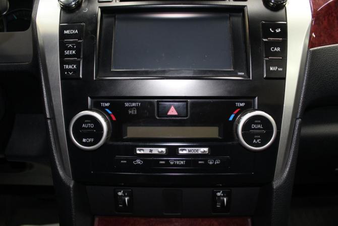 Toyota Camry VII (XV50) с пробегом 2014 года, цена 1 489 000 рублей, 172500 км, седан, Автокод Объявления