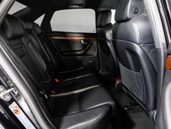 Audi S4 III (B7) с пробегом 2005 года, цена 1 474 110 рублей, 128433 км, седан, Автокод Объявления