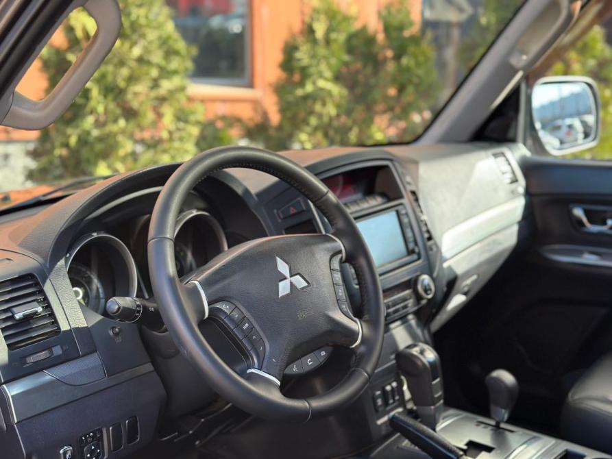 Mitsubishi Pajero IV Рестайлинг 1 Москва  - изображение 11