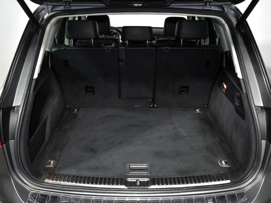 Volkswagen Touareg II Рестайлинг Санкт-Петербург  - изображение 19