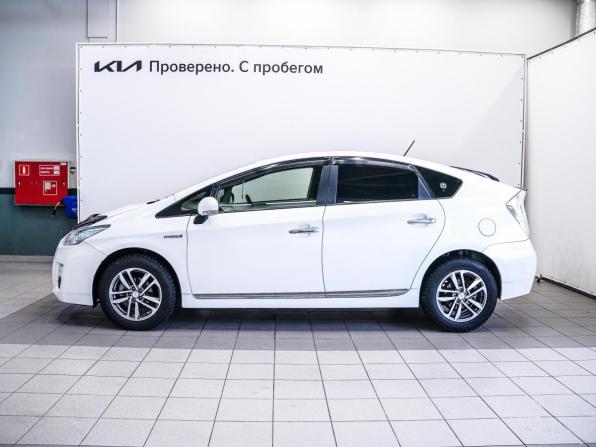 Toyota Prius III (XW30) с пробегом 2011 года, цена 919 000 рублей, 221470 км, лифтбек, Автокод Объявления