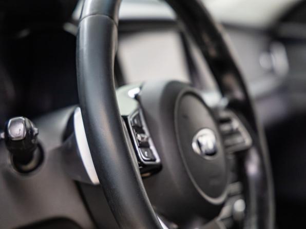 Kia Optima IV Рестайлинг с пробегом 2018 года, цена 1 240 000 рублей, 233788 км, седан, Автокод Объявления