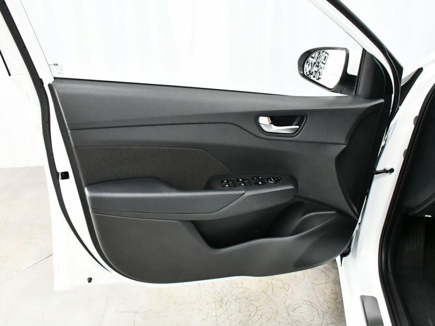 Hyundai Solaris II Рестайлинг Новосибирск  - изображение 9