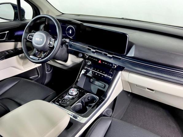Kia Carnival IV с пробегом 2022 года, цена 3 850 000 рублей, 91013 км, минивэн, Автокод Объявления