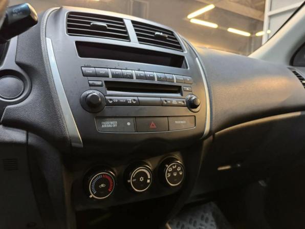 Mitsubishi ASX I Рестайлинг с пробегом 2012 года, цена 997 000 рублей, 136357 км, внедорожник, Автокод Объявления