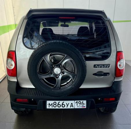 Chevrolet Niva I Рестайлинг с пробегом 2012 года, цена 469 000 рублей, 150000 км, внедорожник, Автокод Объявления