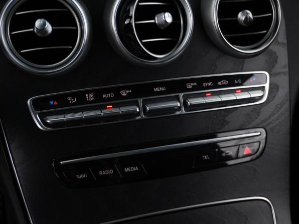 Mercedes-Benz C-Класс IV (W205) Рестайлинг с пробегом 2021 года, цена 3 649 077 рублей, 63321 км, купе, Автокод Объявления