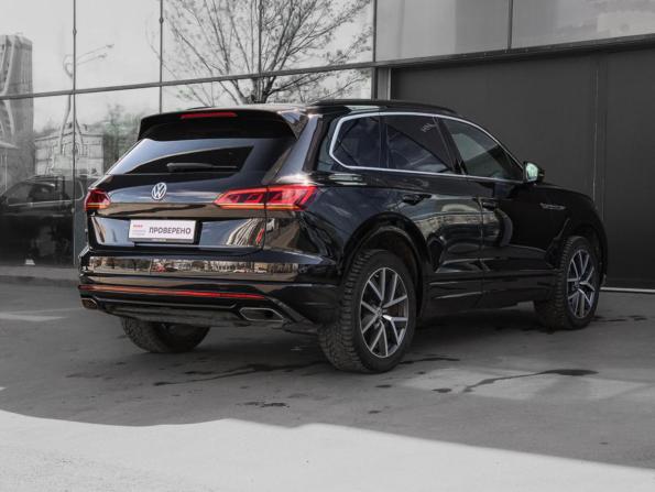 Volkswagen Touareg III с пробегом 2019 года, цена 5 400 000 рублей, 91779 км, внедорожник, Автокод Объявления
