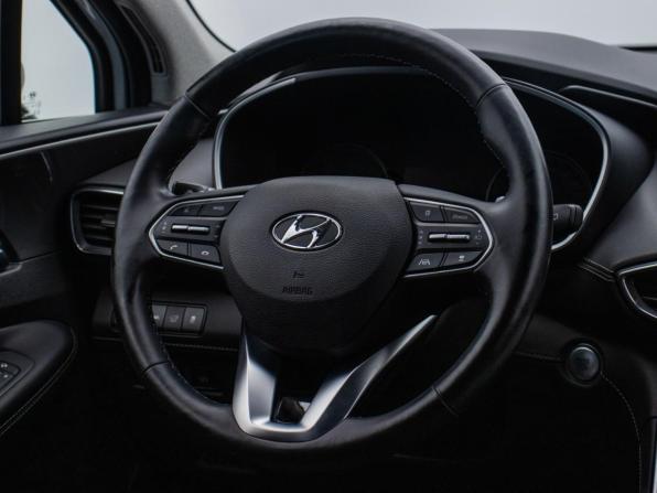 Hyundai Santa Fe IV Рестайлинг с пробегом 2022 года, цена 3 750 000 рублей, 92028 км, внедорожник, Автокод Объявления