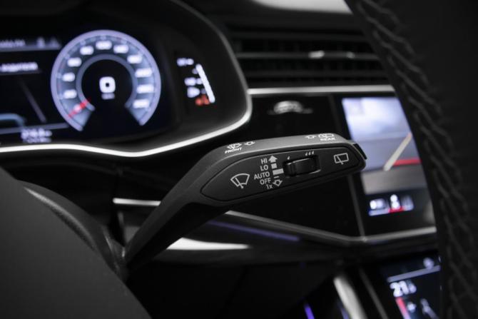 Audi Q8 I (4M) с пробегом 2021 года, цена 7 400 000 рублей, 71640 км, внедорожник, Автокод Объявления
