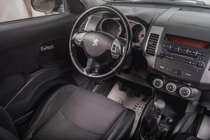 Peugeot 4007 с пробегом 2008 года, цена 1 209 000 рублей, 215000 км, внедорожник, Автокод Объявления