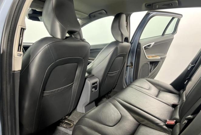 Volvo V60 Cross Country I с пробегом 2016 года, цена 2 075 000 рублей, 208696 км, универсал, Автокод Объявления