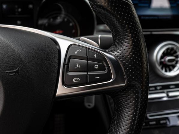 Mercedes-Benz C-Класс IV (W205) с пробегом 2017 года, цена 2 549 000 рублей, 113103 км, седан, Автокод Объявления