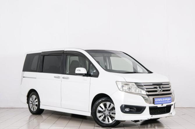 Honda Stepwgn IV Рестайлинг с пробегом 2013 года, цена 1 499 000 рублей, 260000 км, минивэн, Автокод Объявления
