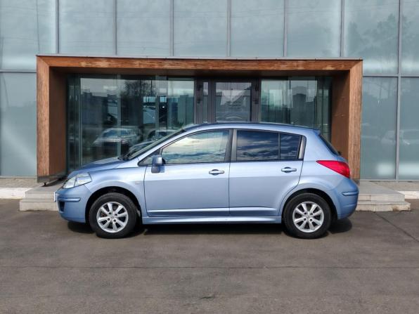 Nissan Tiida I Рестайлинг с пробегом 2011 года, цена 570 000 рублей, 299468 км, хэтчбек, Автокод Объявления