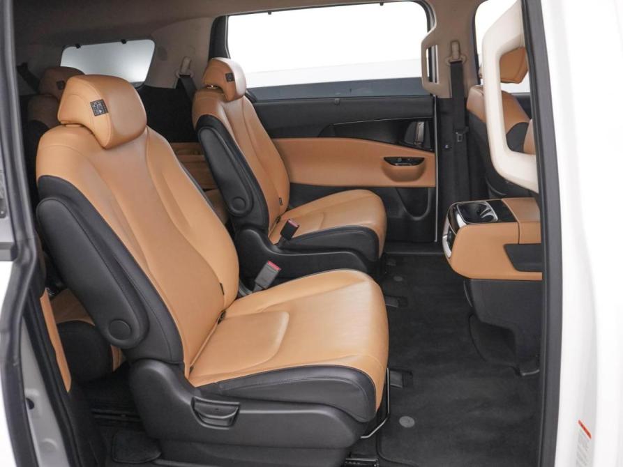 Kia Carnival IV Москва  - изображение 7