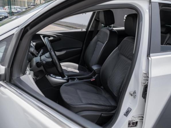 Opel Astra J Рестайлинг с пробегом 2014 года, цена 1 099 000 рублей, 101539 км, седан, Автокод Объявления