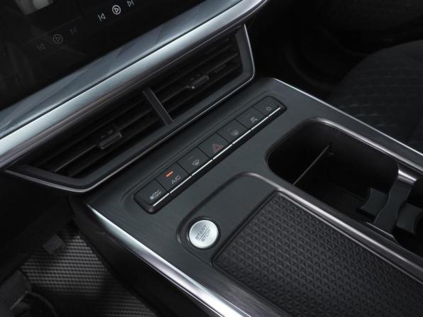 Haval F7 II с пробегом 2024 года, цена 2 650 000 рублей, 38606 км, внедорожник, Автокод Объявления