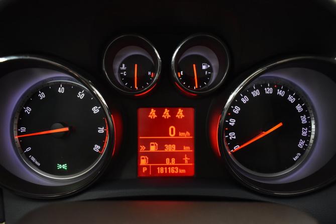 Opel Mokka I с пробегом 2012 года, цена 1 010 000 рублей, 181152 км, внедорожник, Автокод Объявления