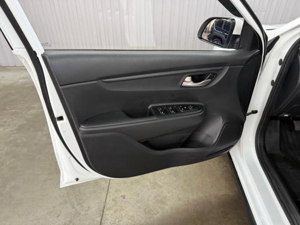 Kia Rio IV с пробегом 2019 года, цена 1 397 000 рублей, 152346 км, хэтчбек, Автокод Объявления