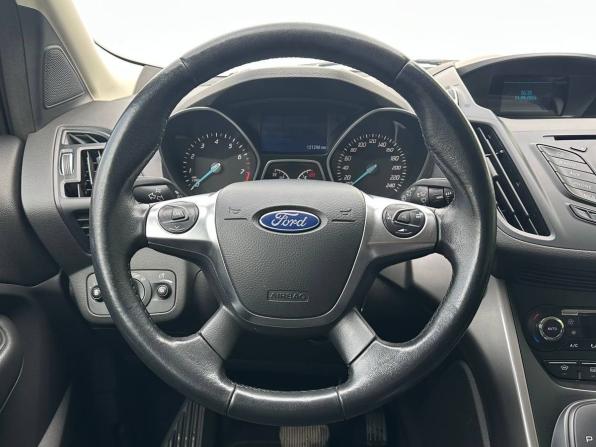 Ford Kuga II с пробегом 2016 года, цена 1 310 000 рублей, 121297 км, внедорожник, Автокод Объявления