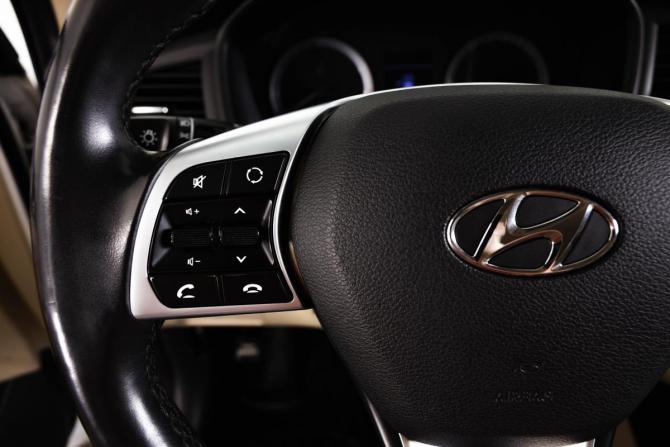 Hyundai Sonata VII (LF) Рестайлинг с пробегом 2019 года, цена 2 320 000 рублей, 67403 км, седан, Автокод Объявления